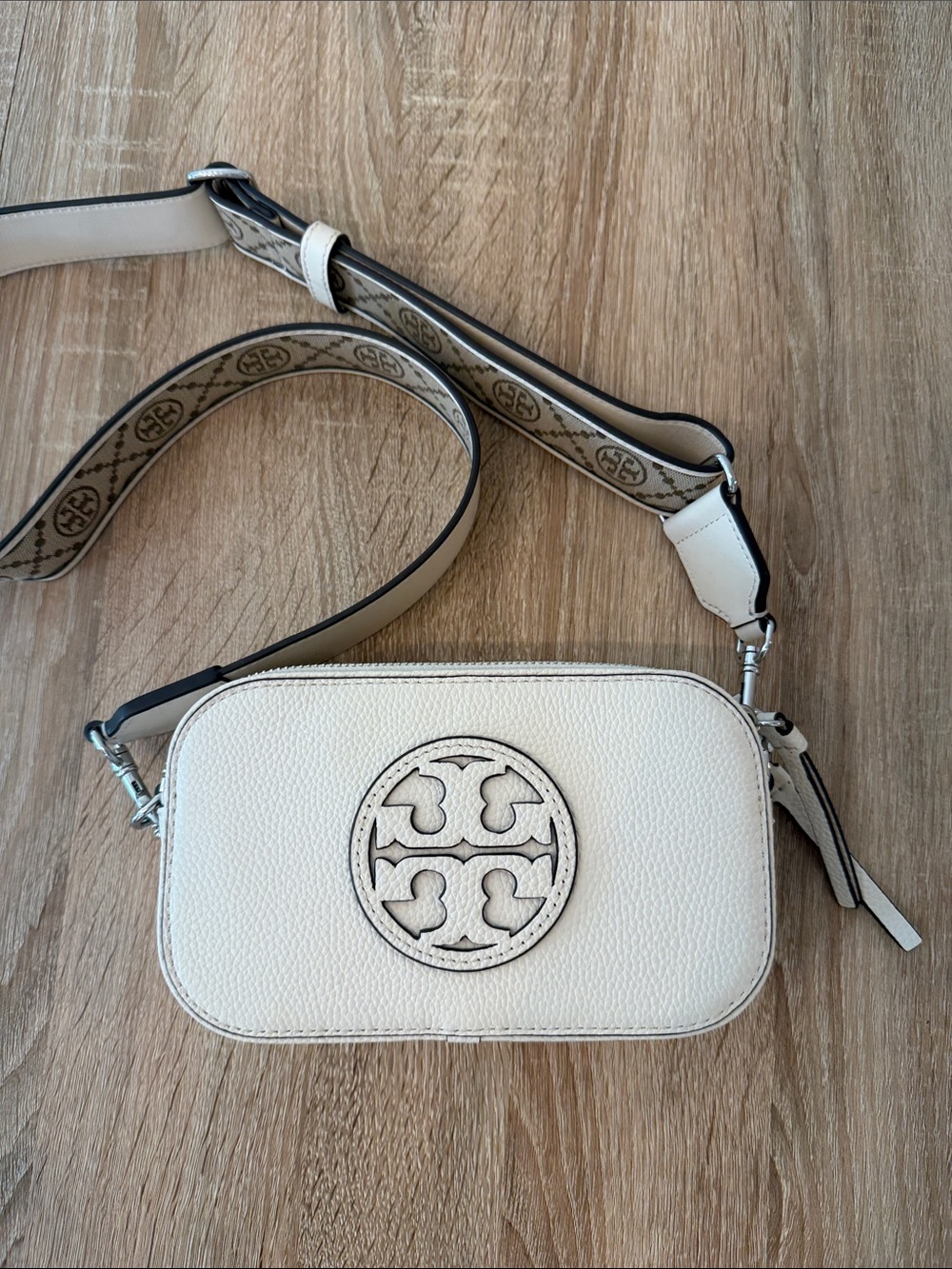Tory Burch Cream Pebbled Leather Crossbody Camera Bag with Logo Strap